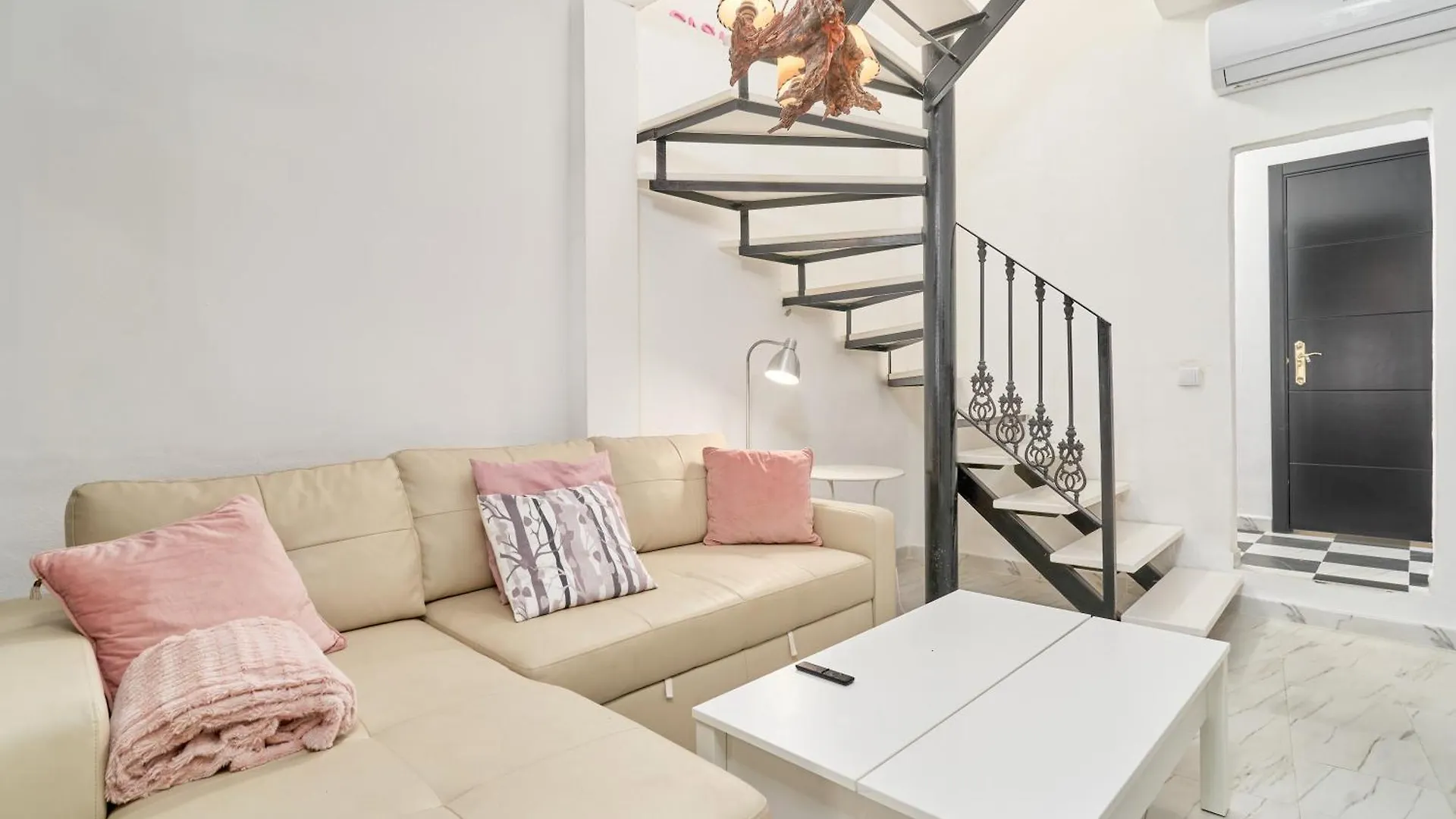 Villa Casa Caramelo Nerja Spanien